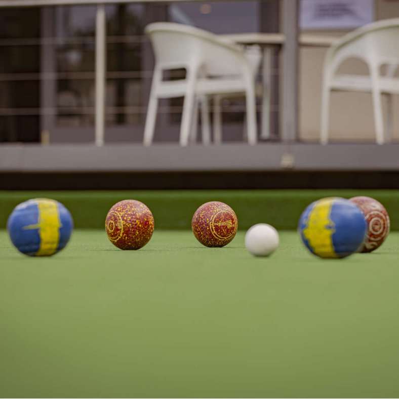 Bowls at The Neutral Bay Club